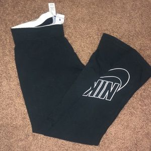 Nike cotton Capri leggings.